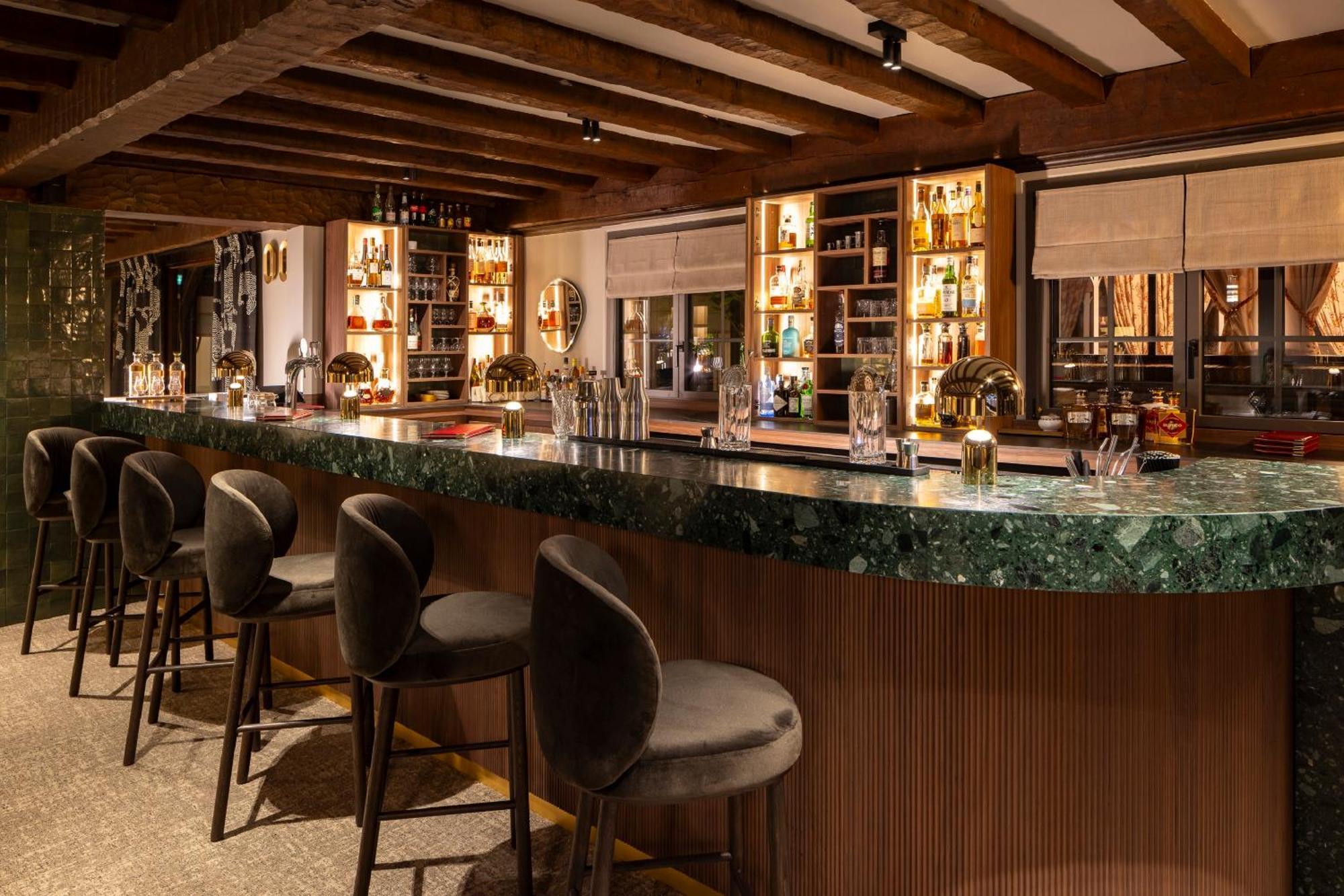 Hostellerie Briqueterie & Spa Champagne Vinay  Ngoại thất bức ảnh The bar at the Mandarin Oriental, Munich